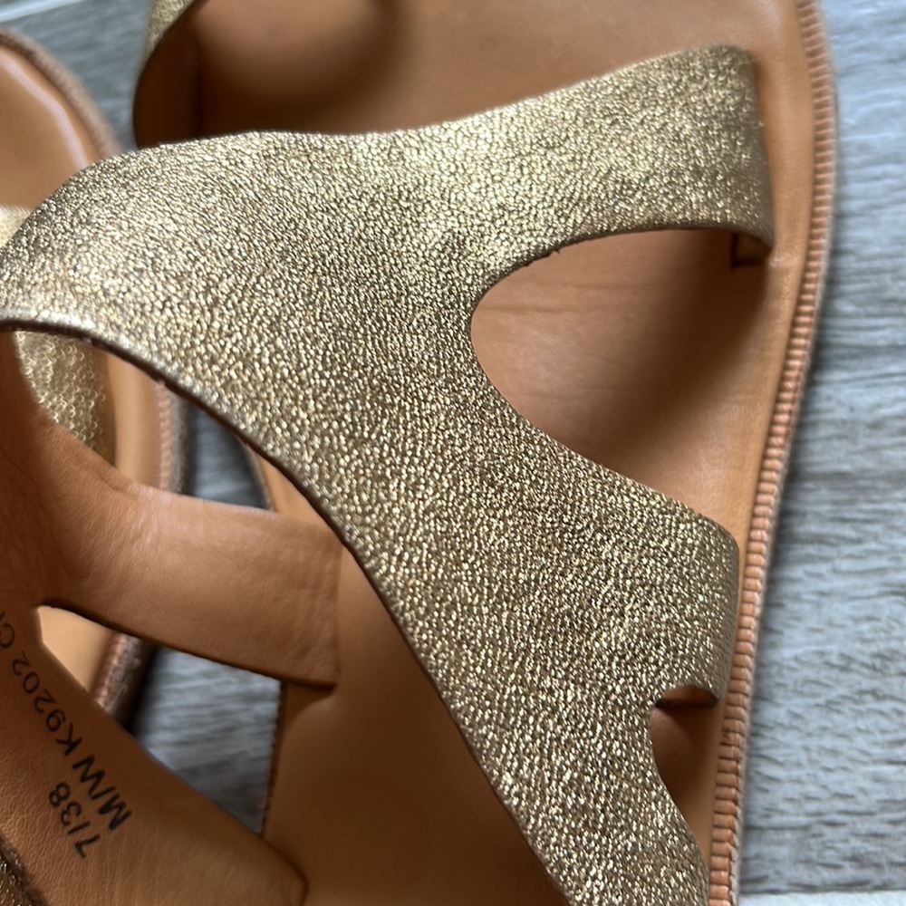 Kork-Ease Metallic Leather Sandal 7 - Picture 4 of 7